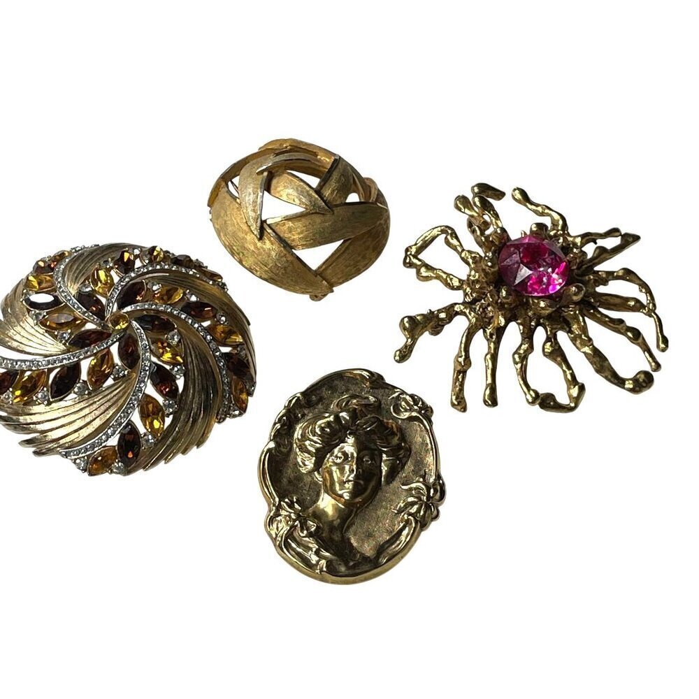 Vintage Gold Tone Brooch Bundle Capri Amber stones